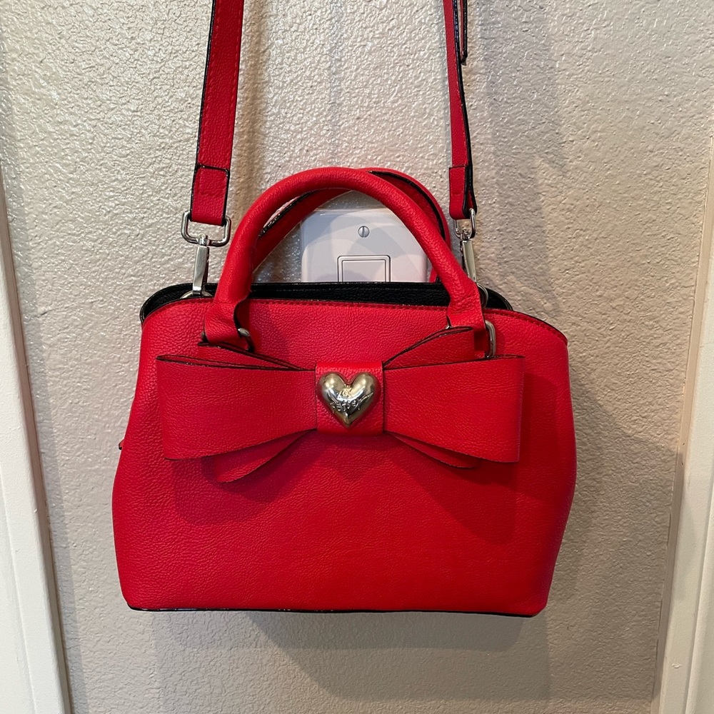 Betsey Johnson Red Heart Bow Purse Handbag Small 7.5”H, 10”L, 4”D Like New!